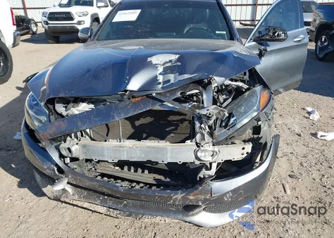 2018 Mercedes-Benz C 300 from USA, damaged, VIN 55SWF4JB1JU249456